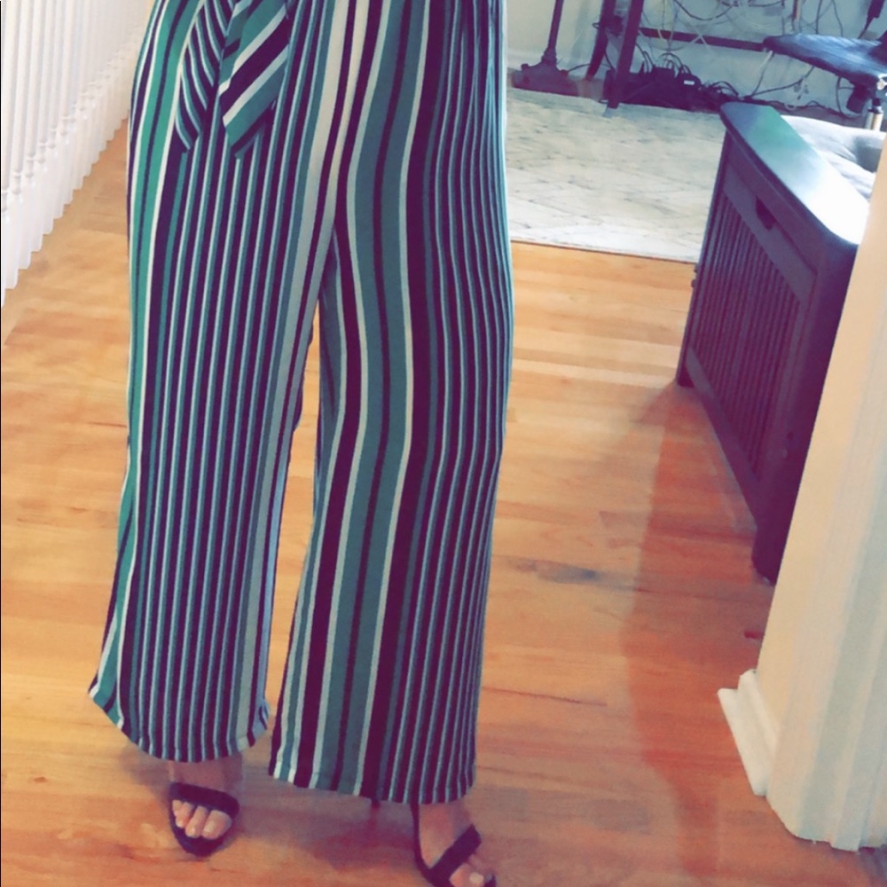 Express Jumpsuit - Picture 2 of 6